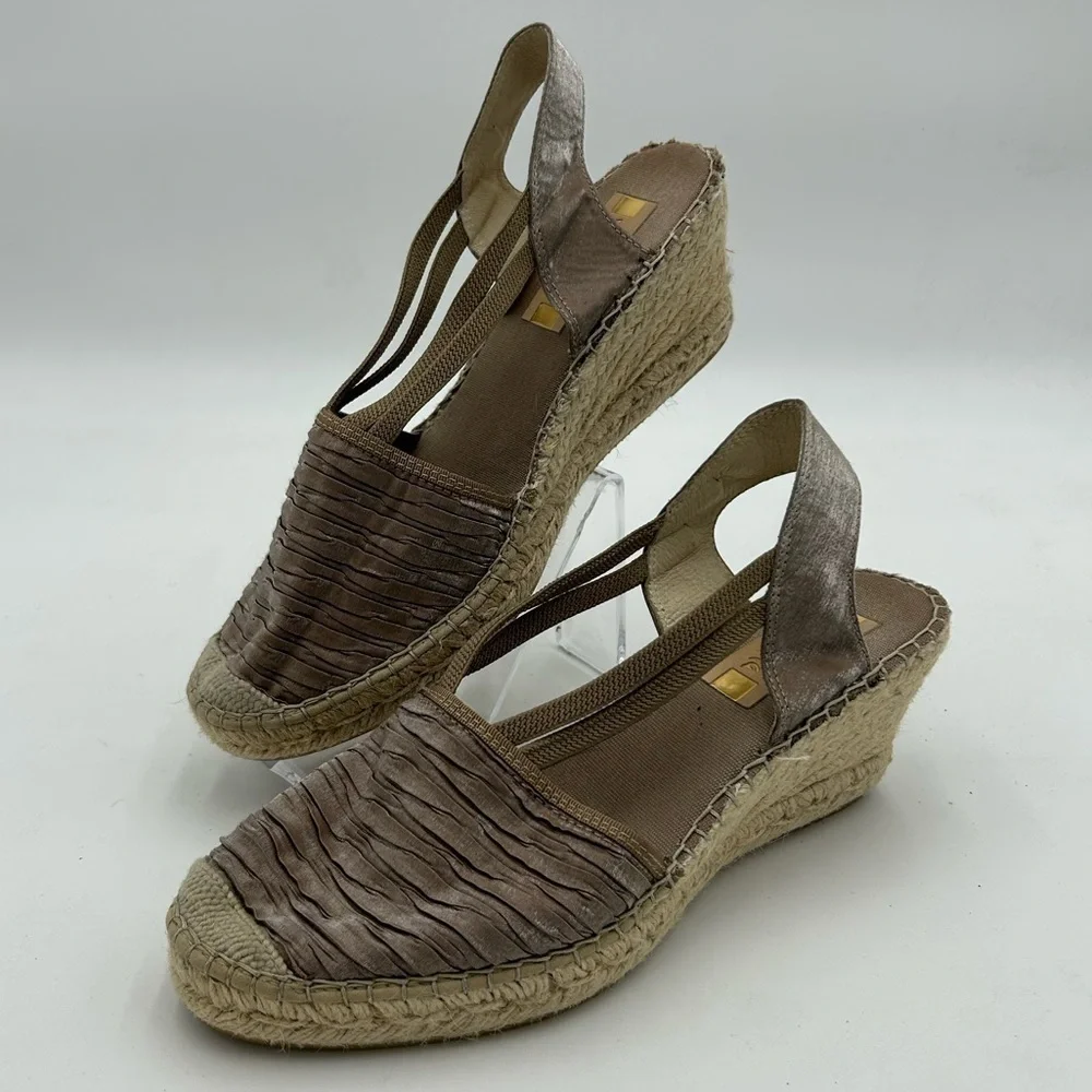 VIDORRETA Corvara Beige Ruffle Mid Wedge Espadrilles